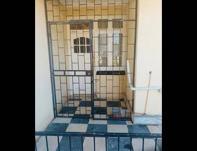 1 BEDROOM PROPERTY TO RENT IN BEZUIDENHOUT VALLEY